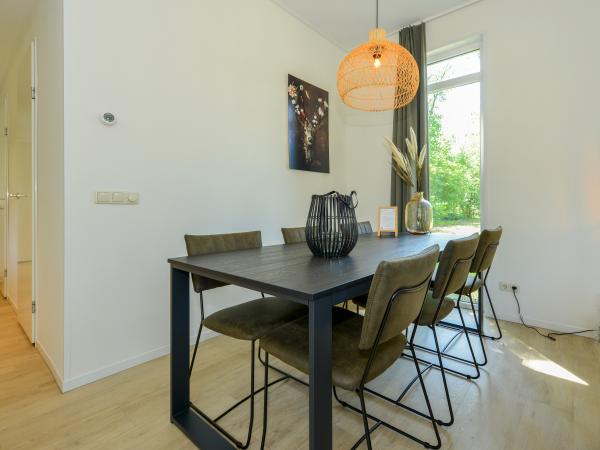 Villa photo 3