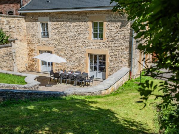 Villa photo 3