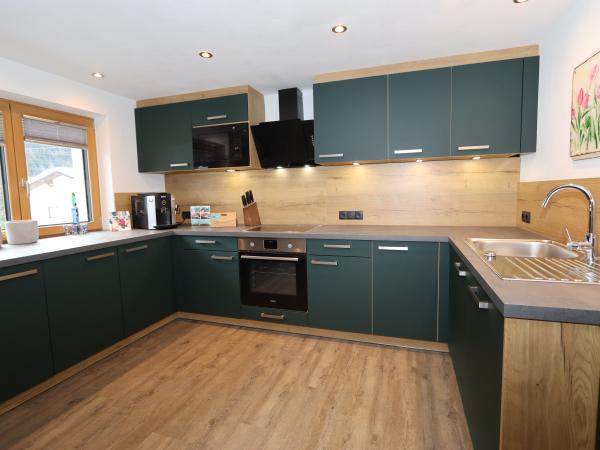 Villa photo 3