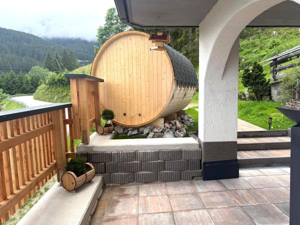 Villa photo 2