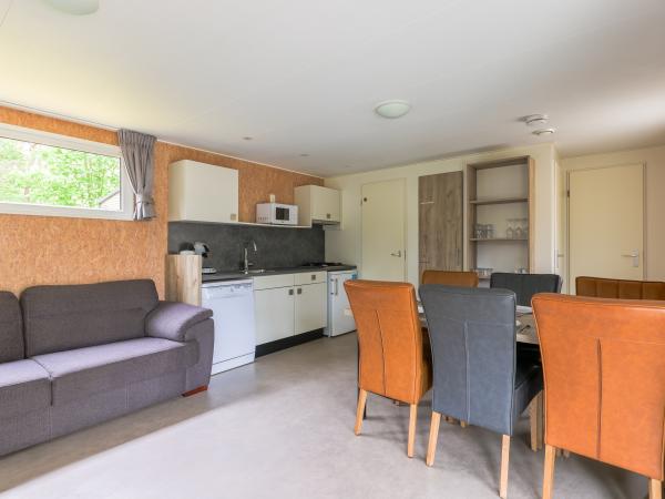 Villa photo 3