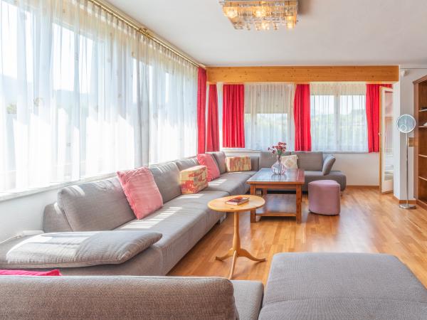 Villa photo 4