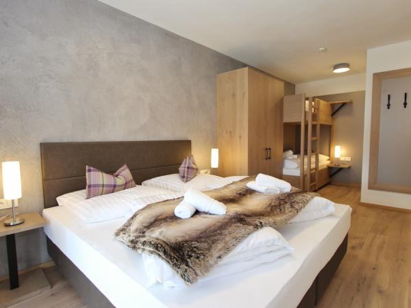 Villa photo 2