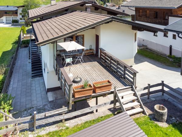 Villa photo 2