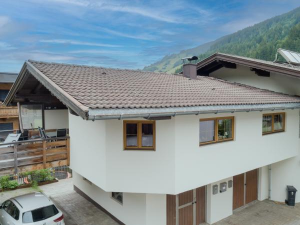 Villa photo 3
