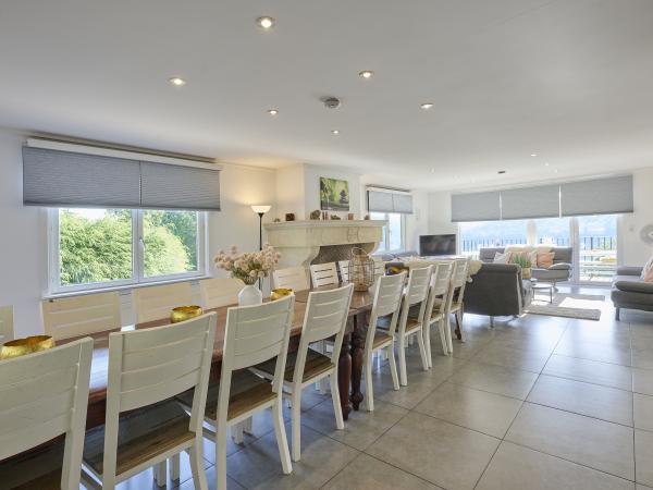 Villa photo 4