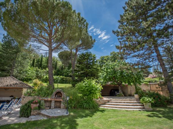 Villa photo 5