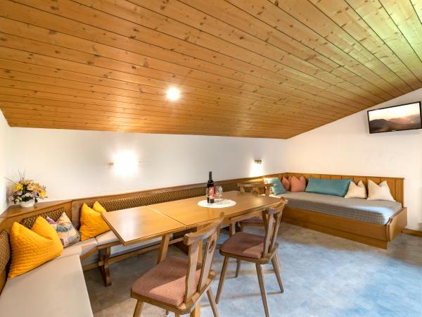 Villa photo 3