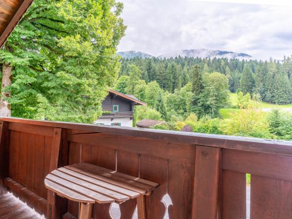 Villa photo 2