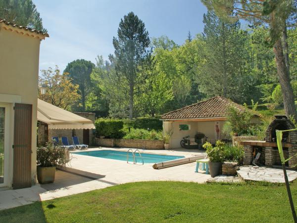 Villa photo 3