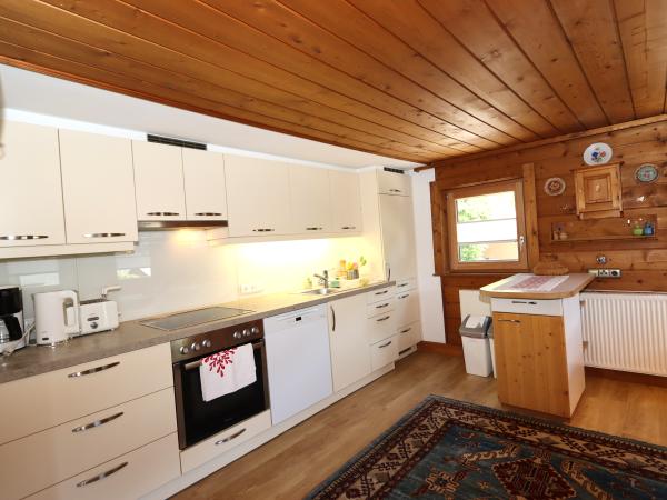 Villa photo 3