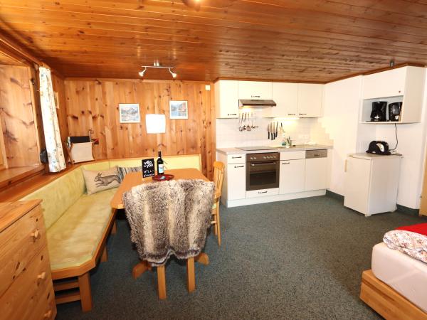 Villa photo 3