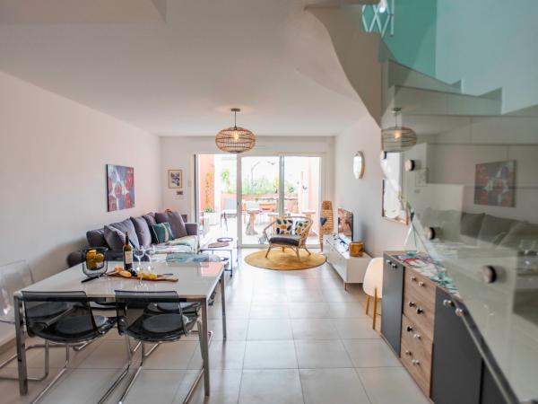 Villa photo 3