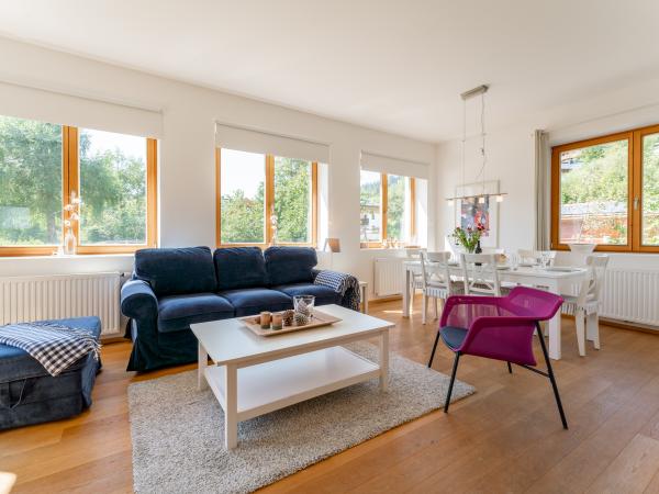 Villa photo 3