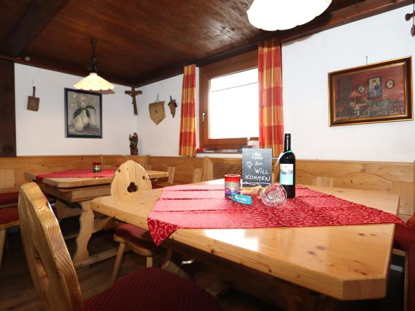 Villa photo 2