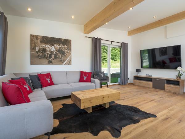 Villa photo 2