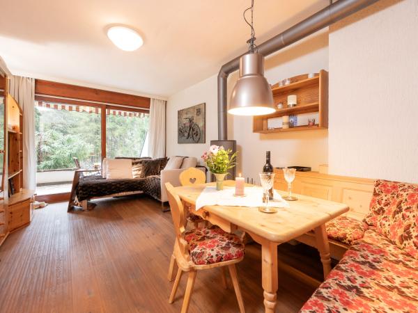 Villa photo 2