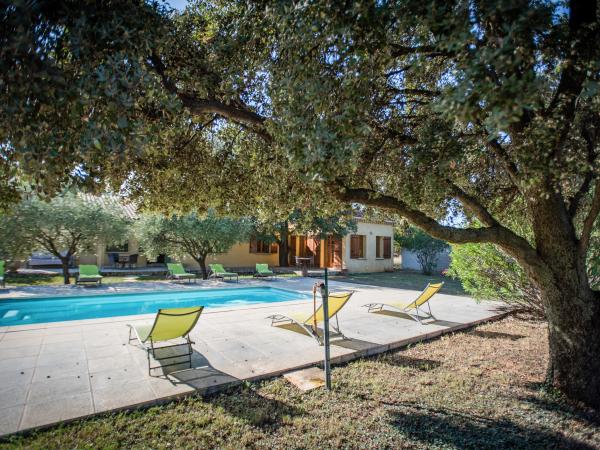 Villa photo 3