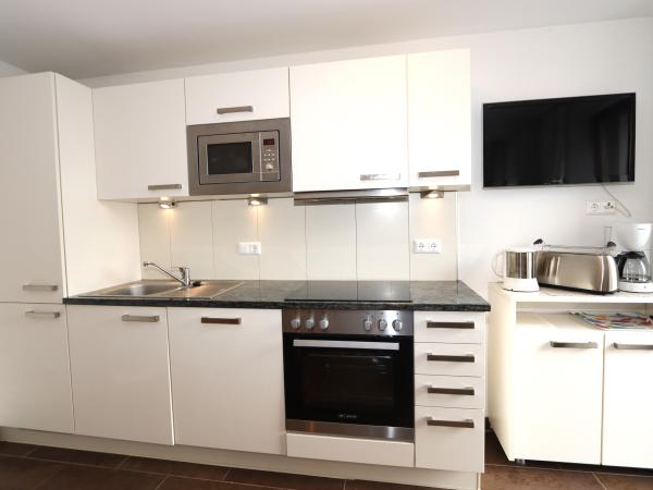 Villa photo 3