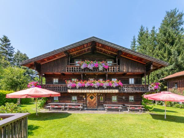 Villa photo 3