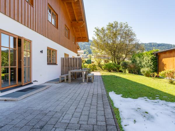 Villa photo 2