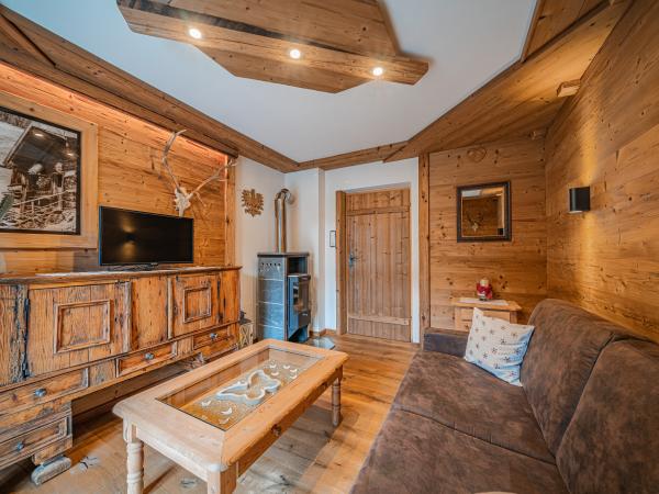 Villa photo 2