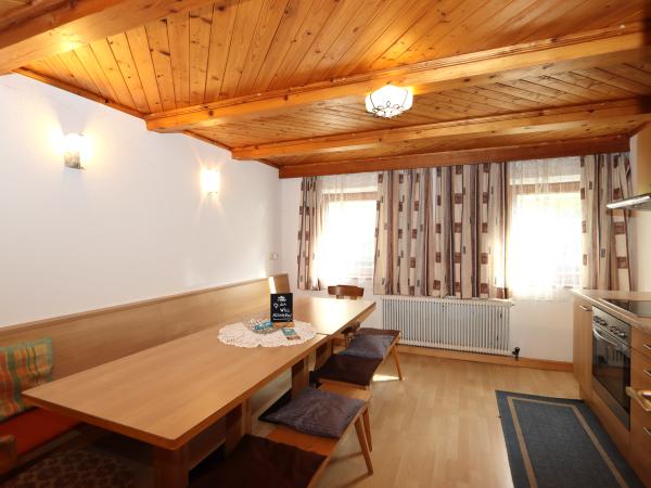 Villa photo 3