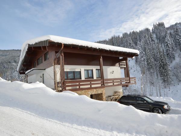 Villa photo 3