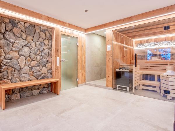 Villa photo 2