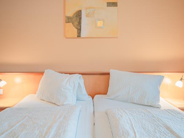 Villa photo 3