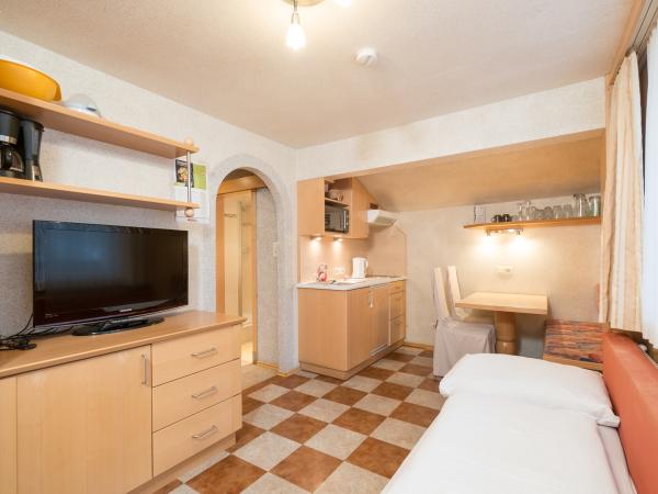 Villa photo 2