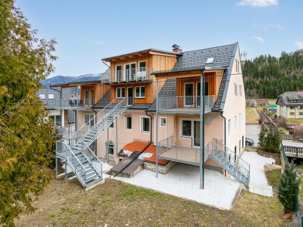 Villa photo 2