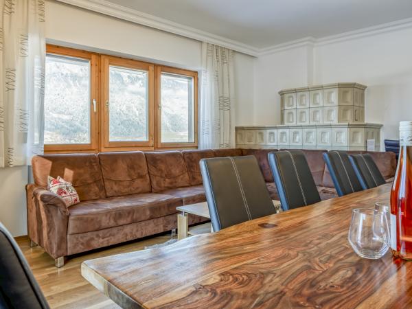 Villa photo 4