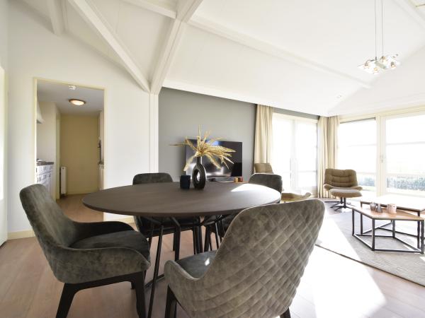 Villa photo 4