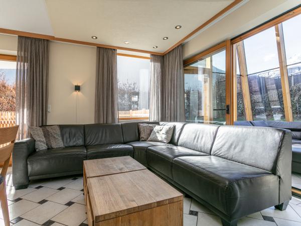 Villa photo 4