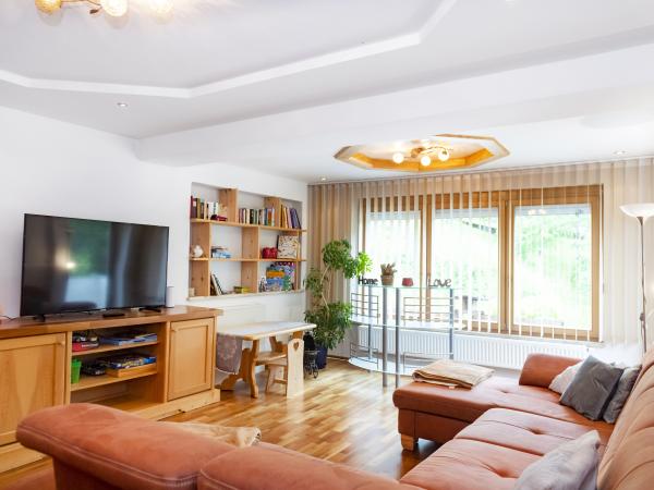 Villa photo 3
