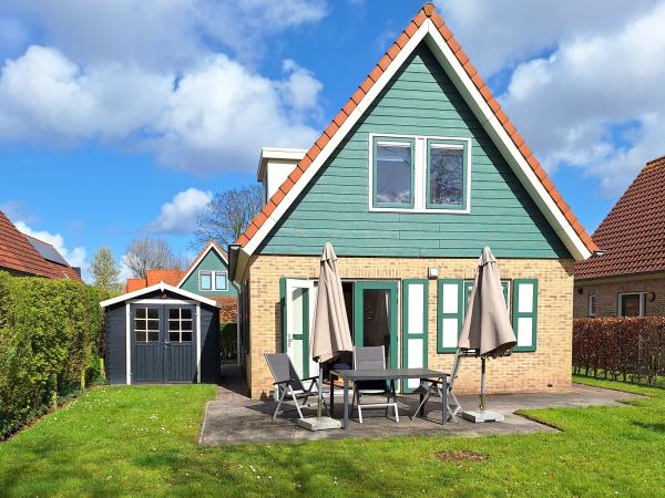 Villa photo 2