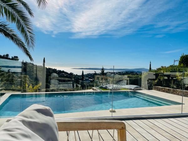Villa photo 2