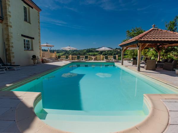 Villa photo 3
