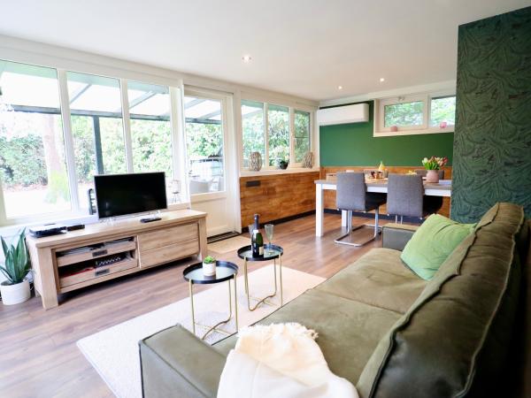 Villa photo 3