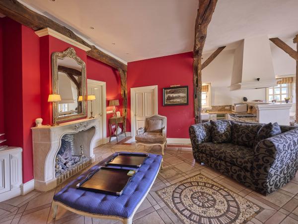 Villa photo 3