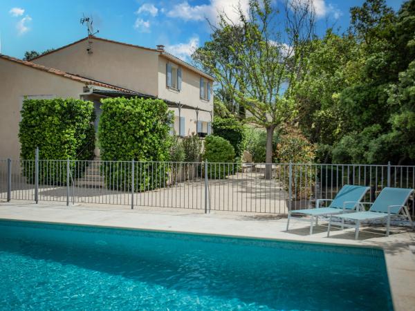 Villa photo 2