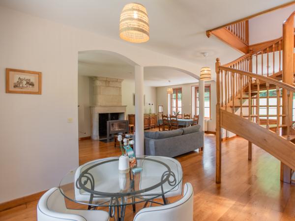 Villa photo 3