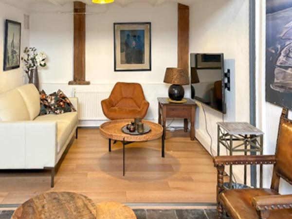 Villa photo 3