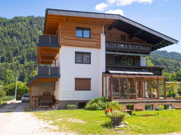 Villa photo 3