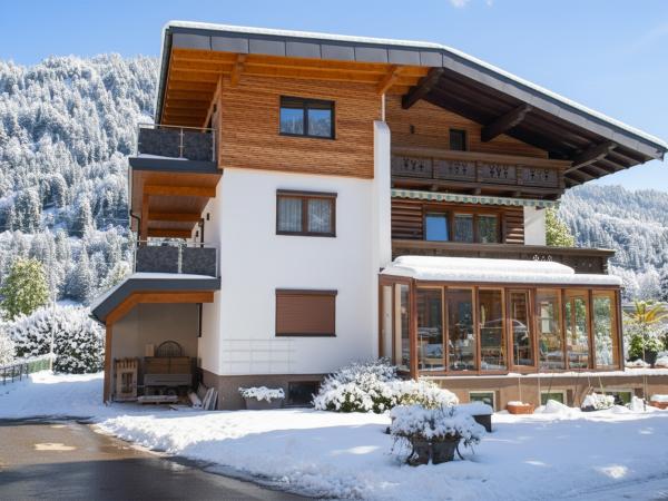 Villa photo 2