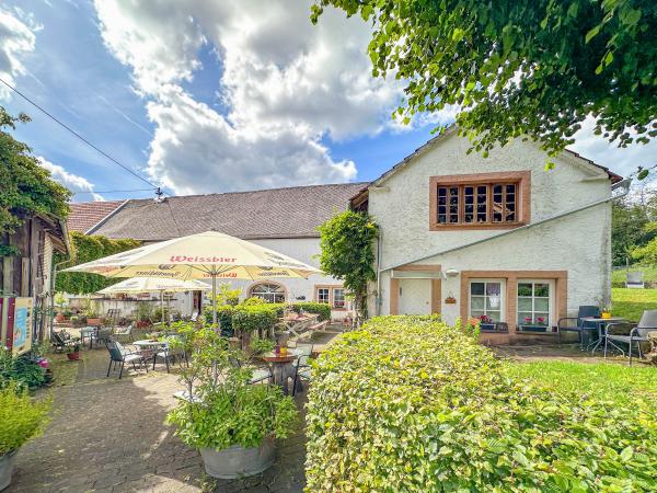 Villa photo 3