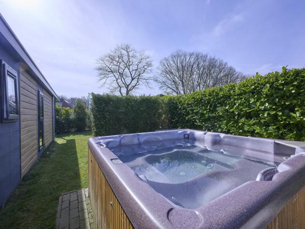 Villa photo 2