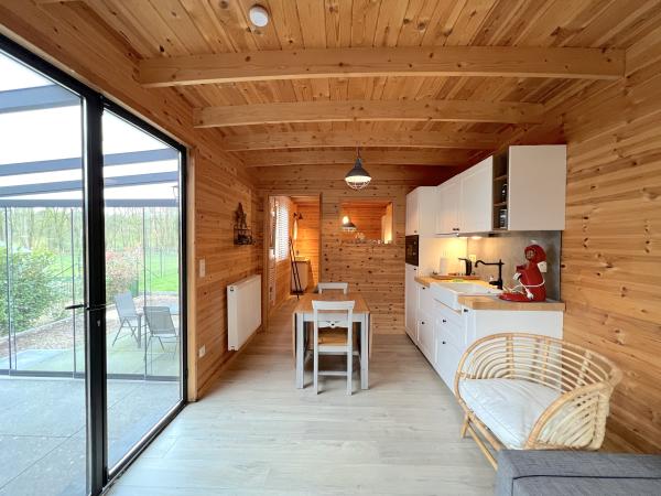 Villa photo 2