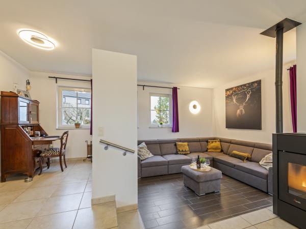 Villa photo 3